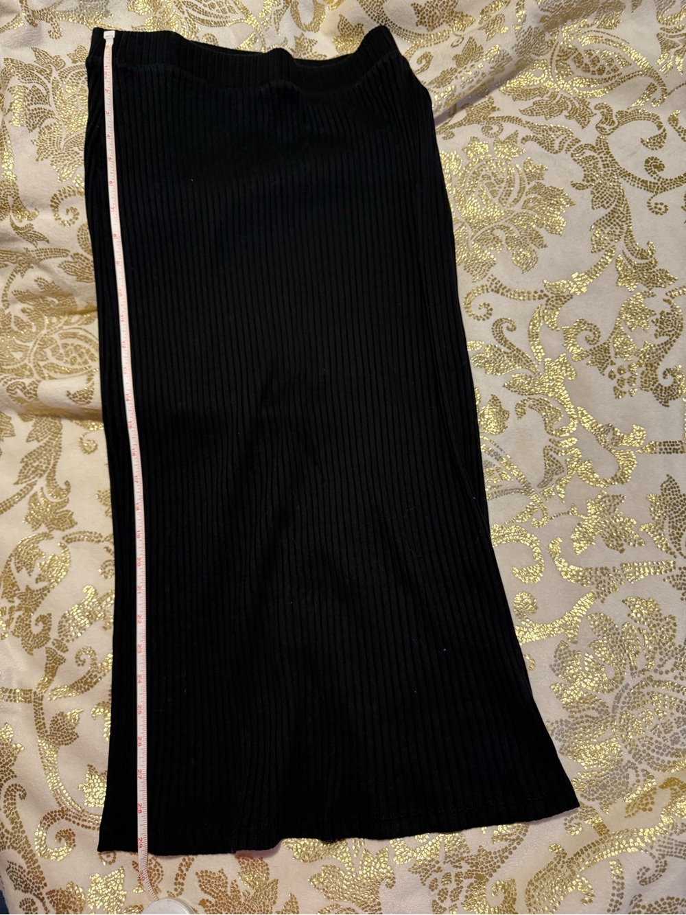 Old Navy Rib-knit midi skirt